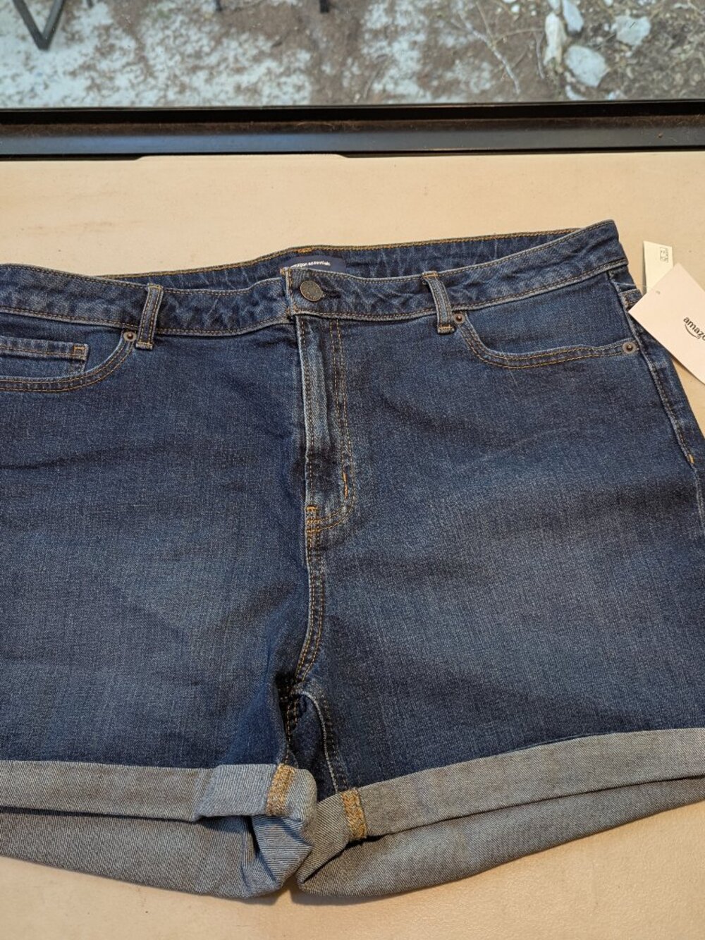 Amazon Essentials Jean Shorts – Size 16 NWT - Dark Wash